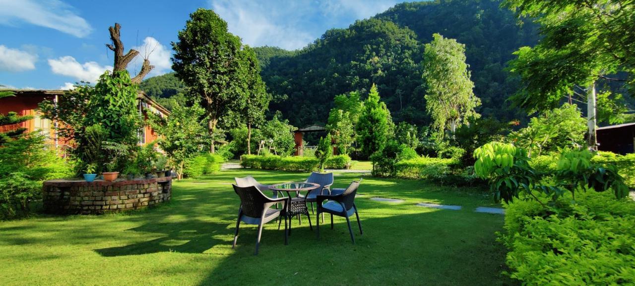 Villa Maatre Yoga Retreat Marchula Esterno foto